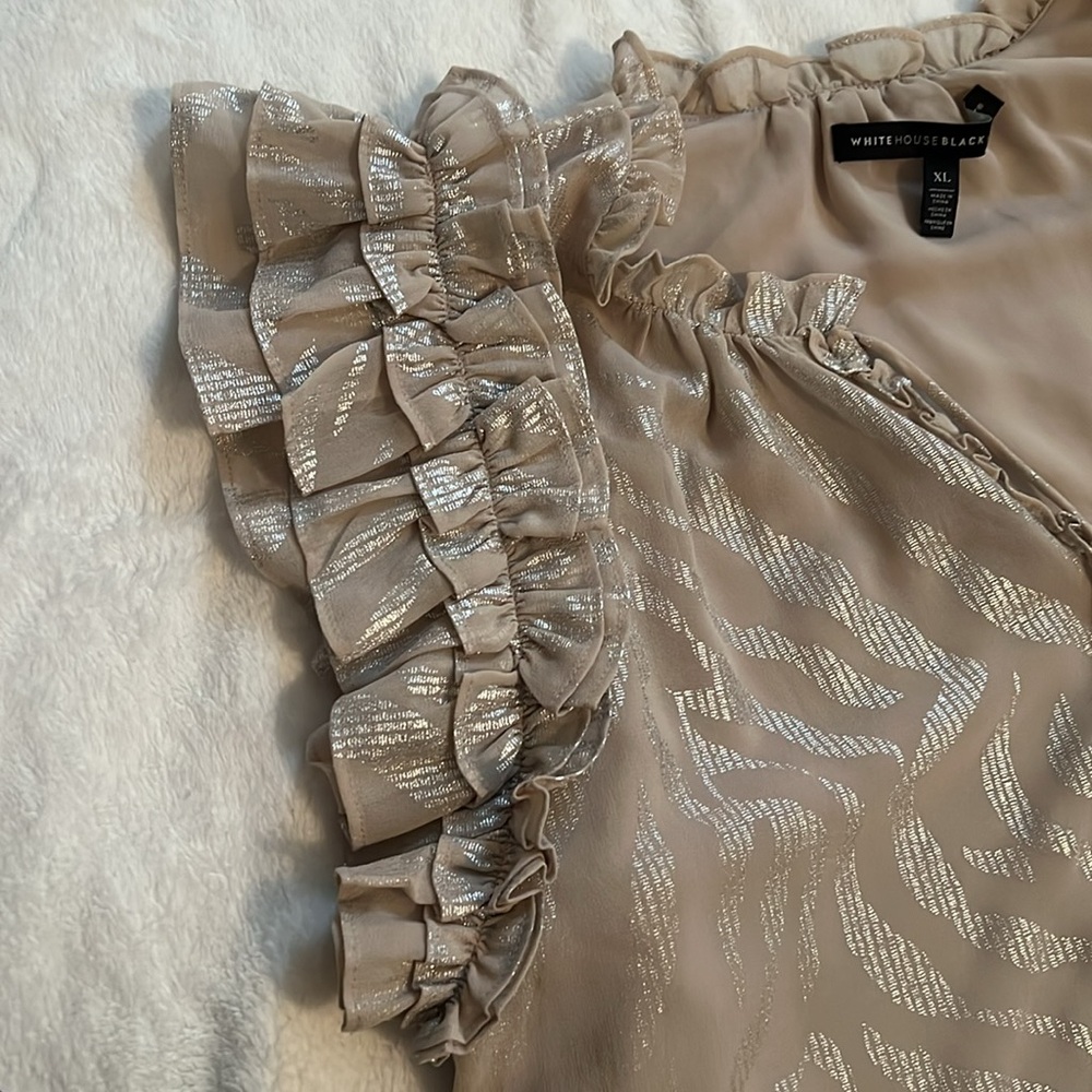 Cap sleeve/ sleeveless blouse - Picture 4 of 6